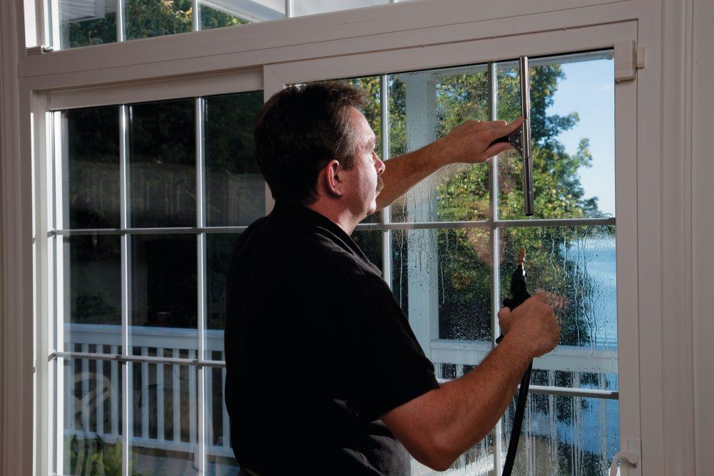 CAM BALKON FİLMİ % 60 ISI YALITIM ÖZELLİKLİ ORTA TON 50 CM X 4 METRE CAM BALKON FİLMİ % 60 ISI YALITIM ÖZELLİKLİ ORTA TON 50 CM X 4 METRE